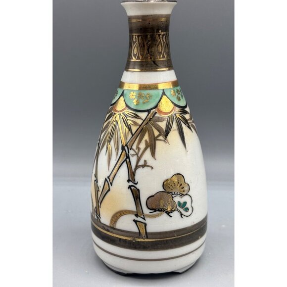 Vtg Japanese Hand Painted Vase Sake Bottle Porcelain - Picture 2 of 7